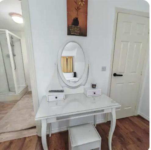 Kingdom Residence Manchester Ngoại thất bức ảnh